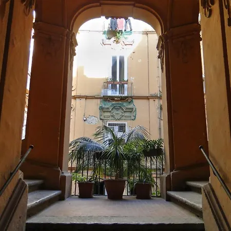 Palazzo Costantino Nápoles