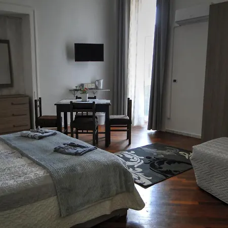 Alojamento de Acomodação e Pequeno-almoço Palazzo Costantino
